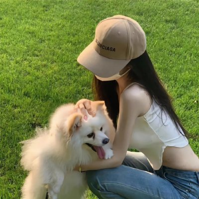 橙色女孩